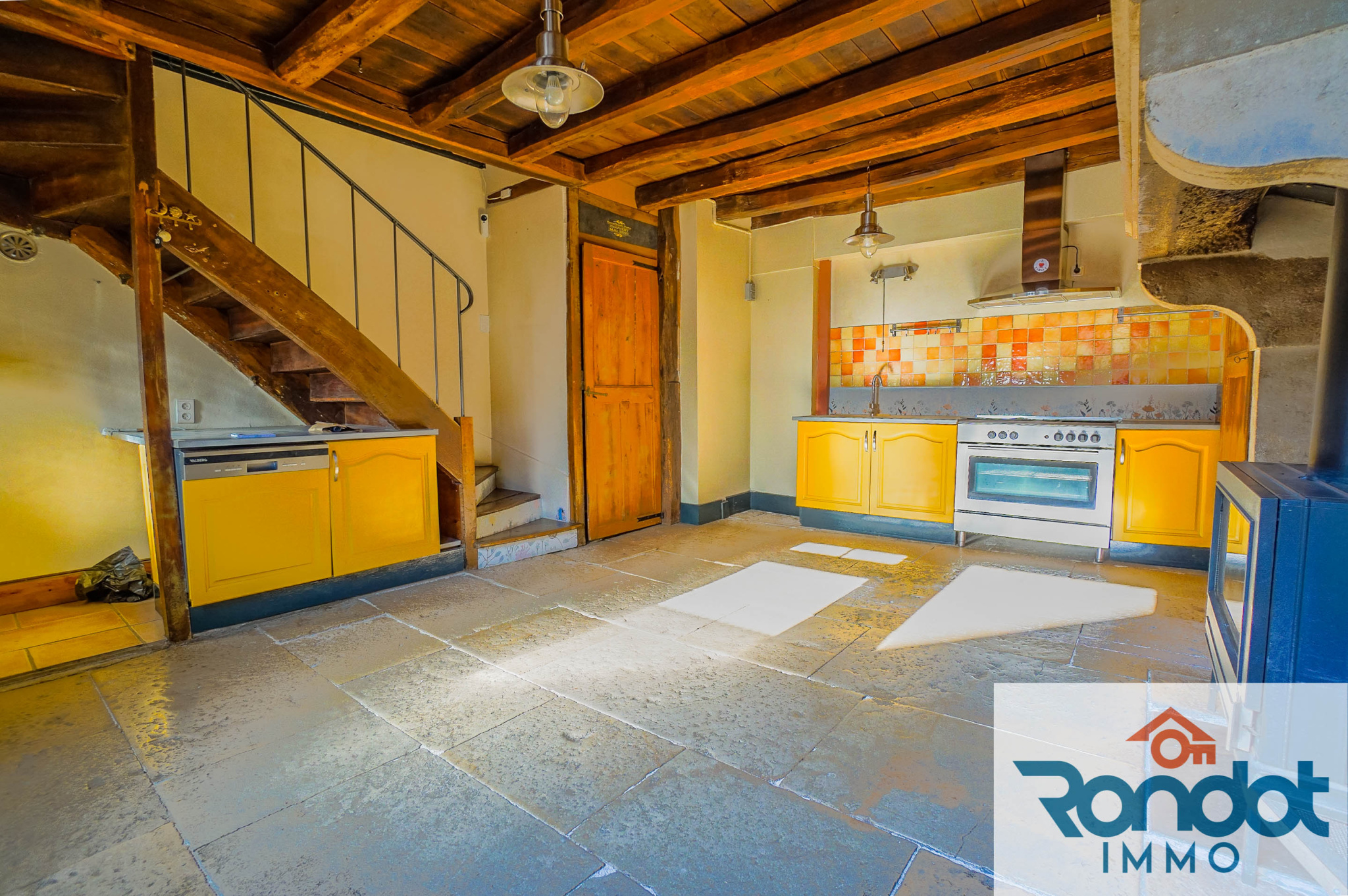Maison 4 pièces/2 chambres 84 m2 terrain 291 m2